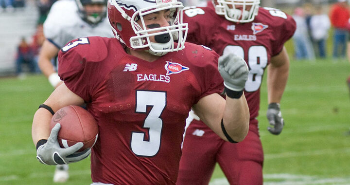 Former Chadron State and NFL running back Danny Woodhead qualifies for U.S. Amateur Four-Ball Championship